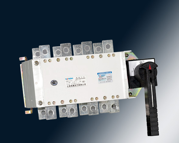 NMGLZ1-63A~3150A轉(zhuǎn)換隔離開(kāi)關(guān)（雙投開(kāi)關(guān)）上下組合運(yùn)用于兩條低壓電路切換或者兩個(gè)負(fù)載設(shè)備的轉(zhuǎn)換或安全隔離等?！?>
											NMGLZ1-63A~3150A轉(zhuǎn)換隔離開(kāi)關(guān)（雙投開(kāi)關(guān)）上下組合</a>
										</div>
										 
										<div   id=